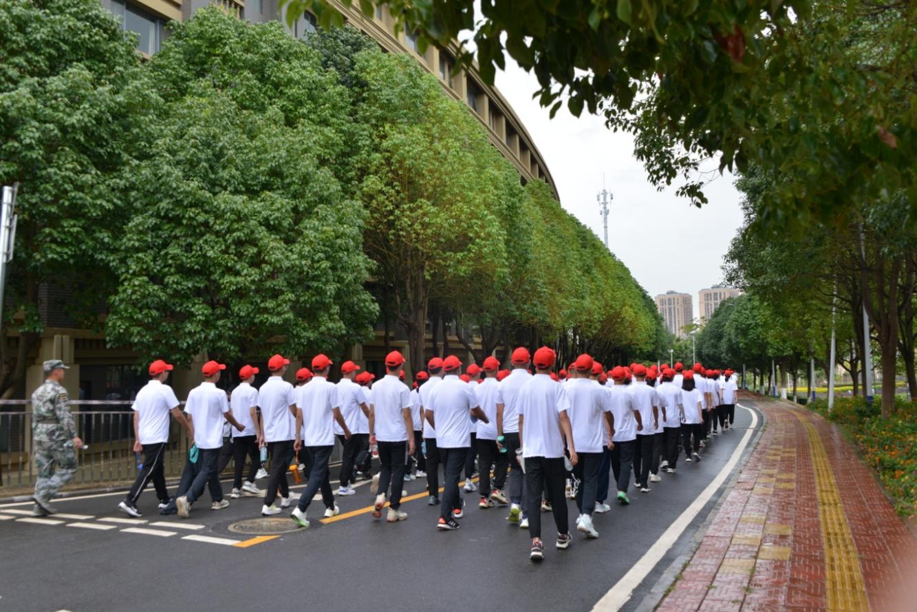 I:\2023年8月20日--新高一家长会\DSC_8186.JPG